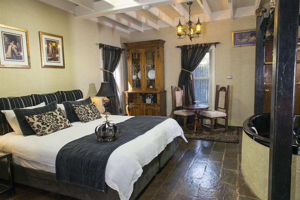A Loft In The Mill Boutique Accommodation Olinda Bagian luar foto